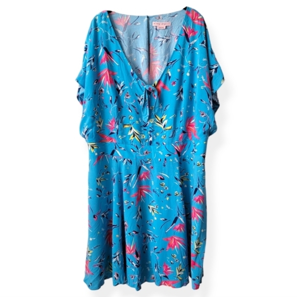 Super cute light and flowy pin up style dress - Picture 2 of 7